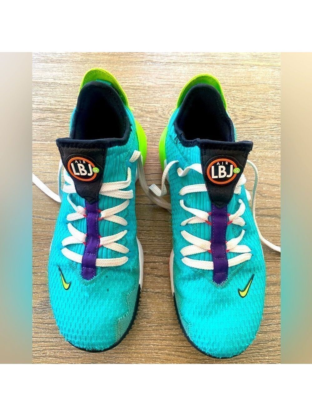Men’s Nike LeBron basketball shoes Air LBJ